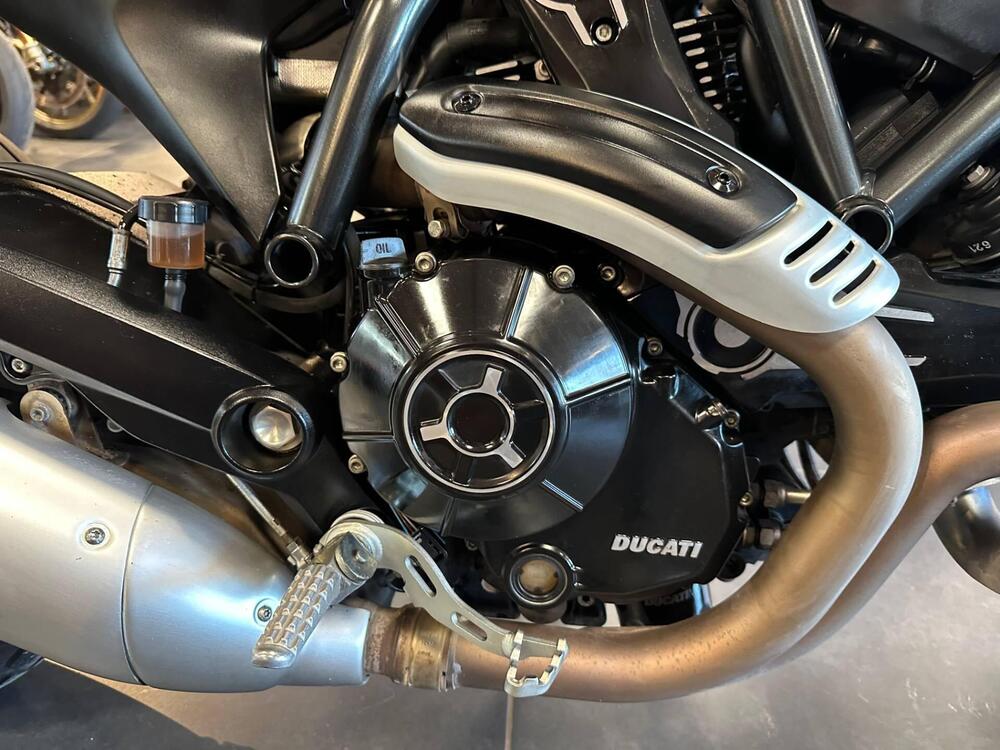 Ducati Scrambler 800 Icon Dark (2021 - 22) (10)