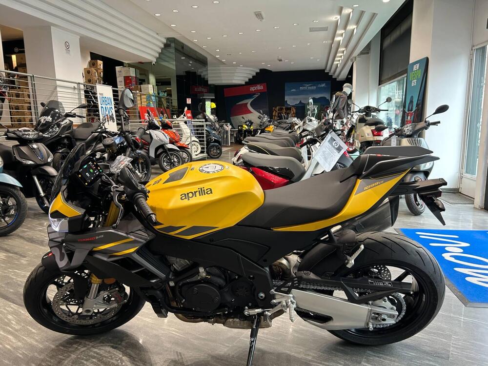 Aprilia Tuono V4 (2025) (4)