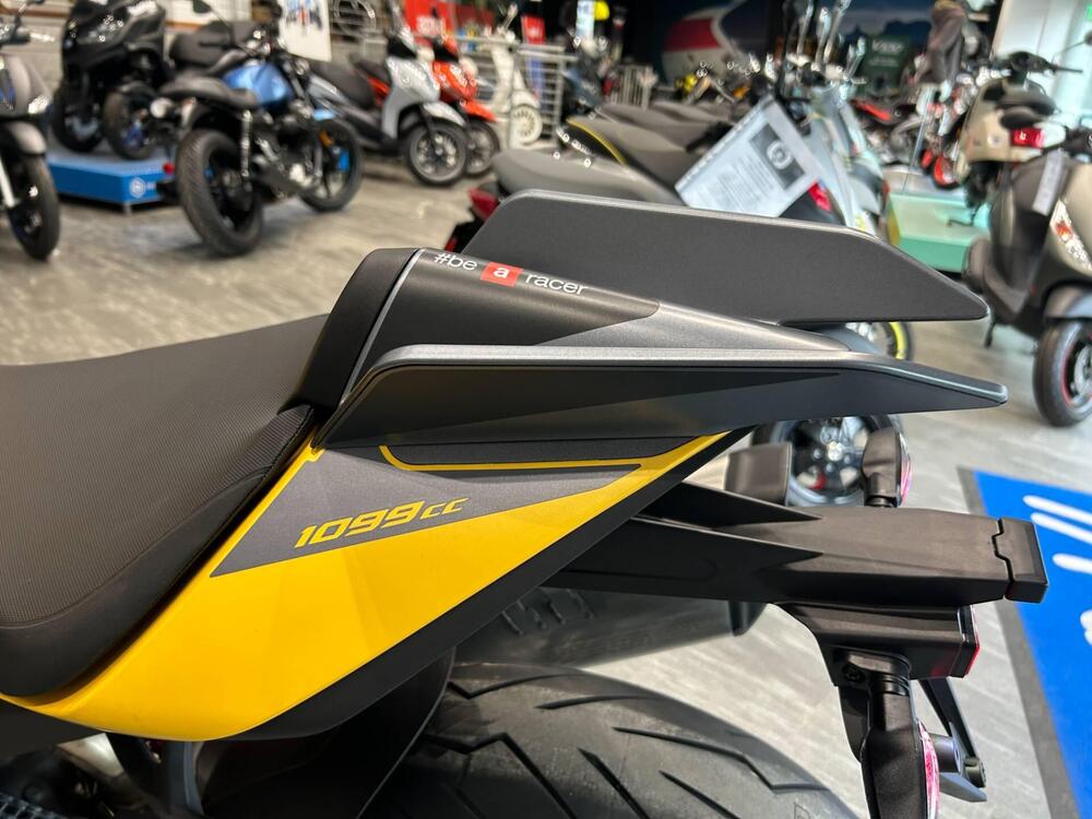 Aprilia Tuono V4 (2025) (6)