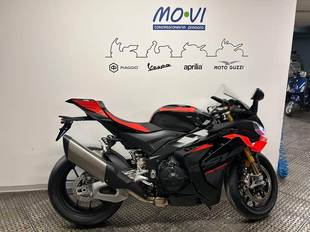 Aprilia RSV4 1100 Factory (2025)