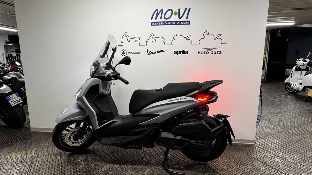 Piaggio Beverly 400 S (2025) (6)