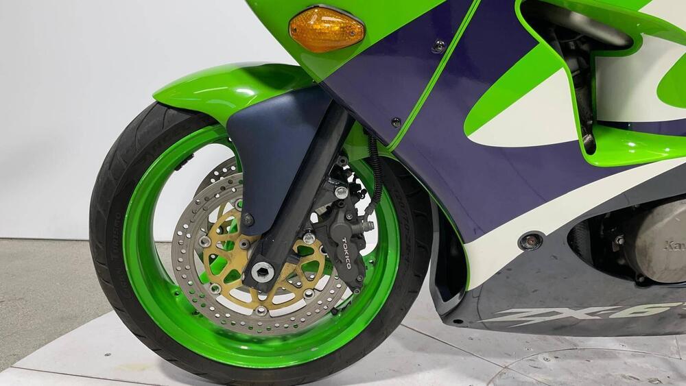 Kawasaki Ninja 600 ZX-6R (1998 - 99) (3)