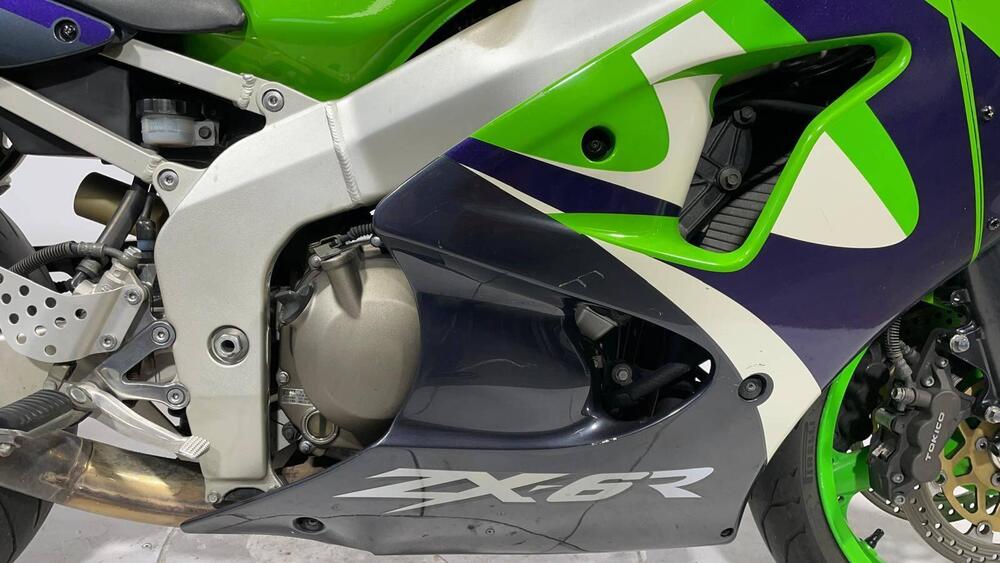 Kawasaki Ninja 600 ZX-6R (1998 - 99) (11)