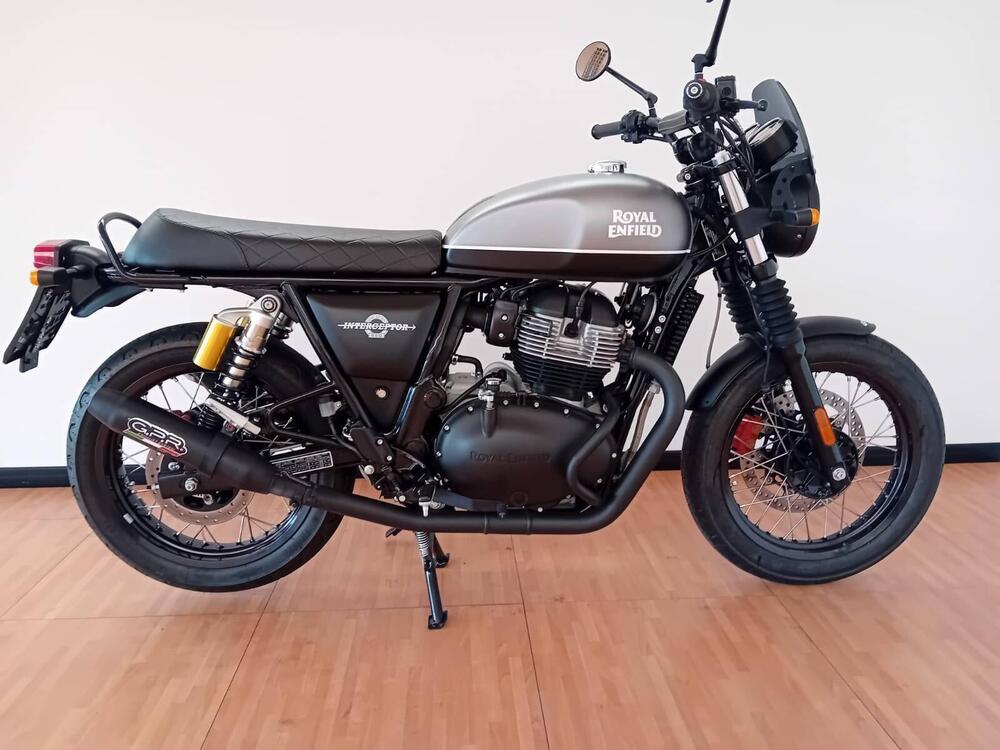 Royal Enfield Interceptor 650 (2021 - 25) (2)