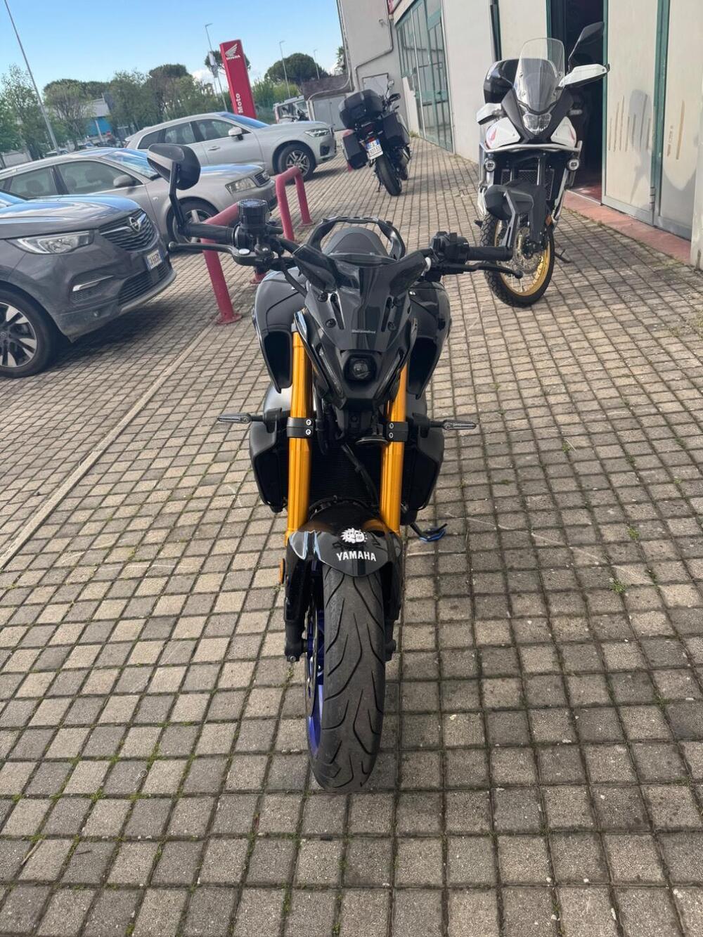 Yamaha MT-09 SP (2021 - 23) (8)