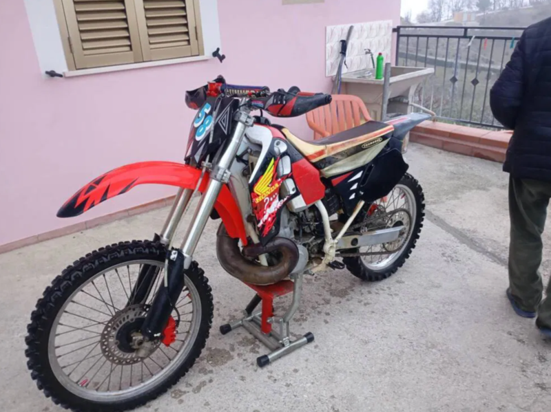 Honda CR 500 R: l&#039;usato del giorno di Moto.it [GALLERY]