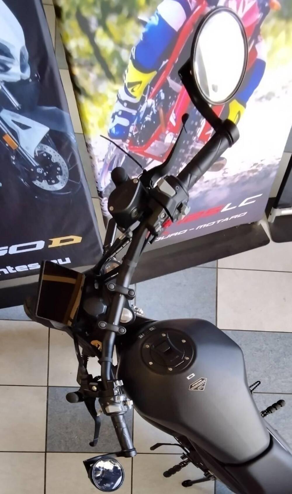 Zontes ZT125-C2 (2025 - 26) (3)