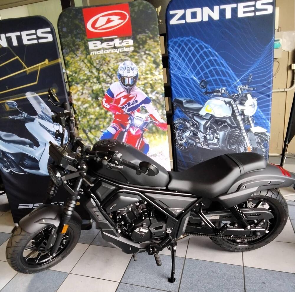 Zontes ZT125-C2 (2025 - 26) (2)