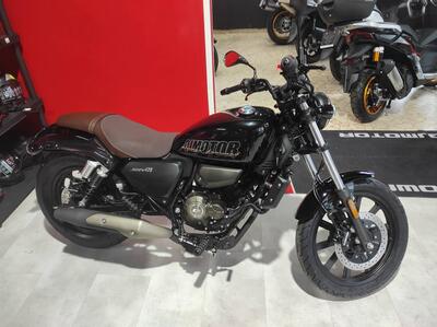 QJ Motor SRV 125 (2023 - 24) nuova