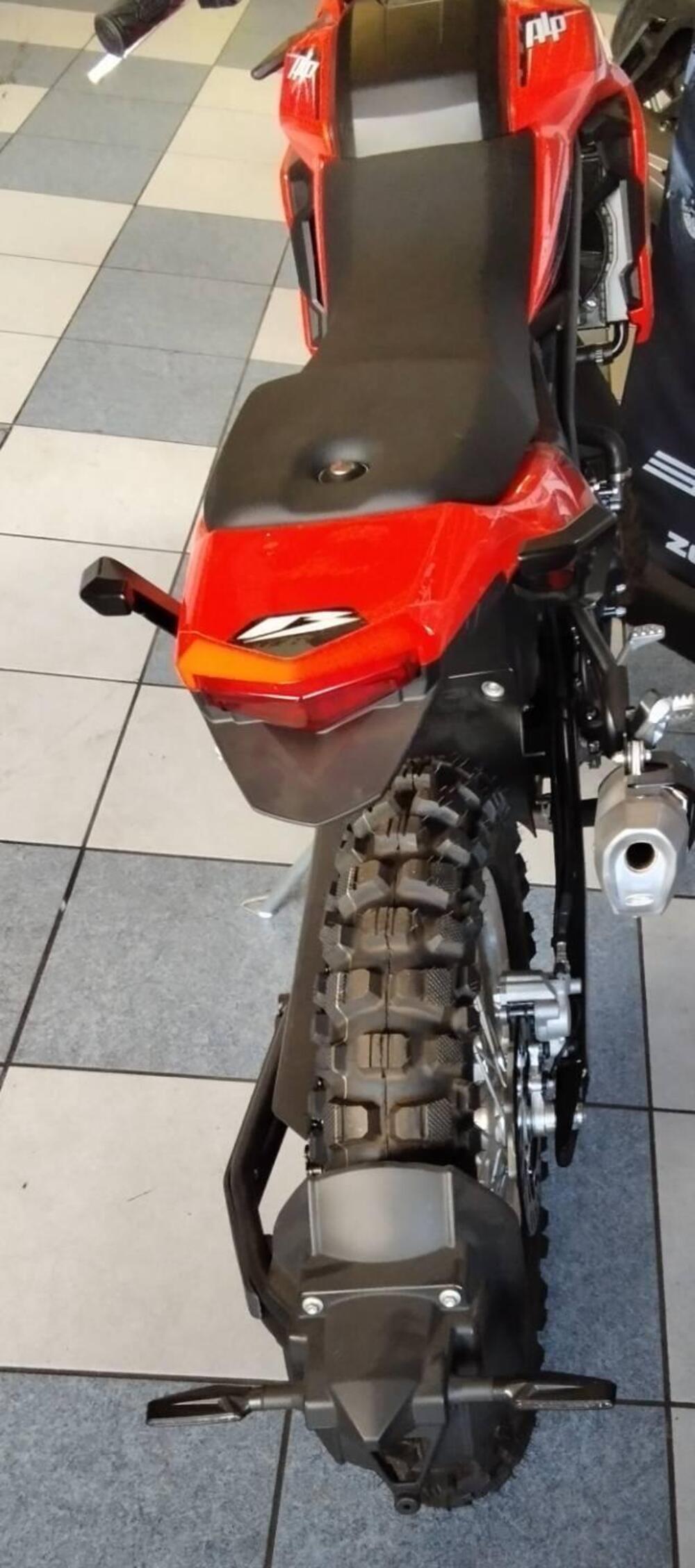 Betamotor Alp 4.0 (2024 - 25) (4)