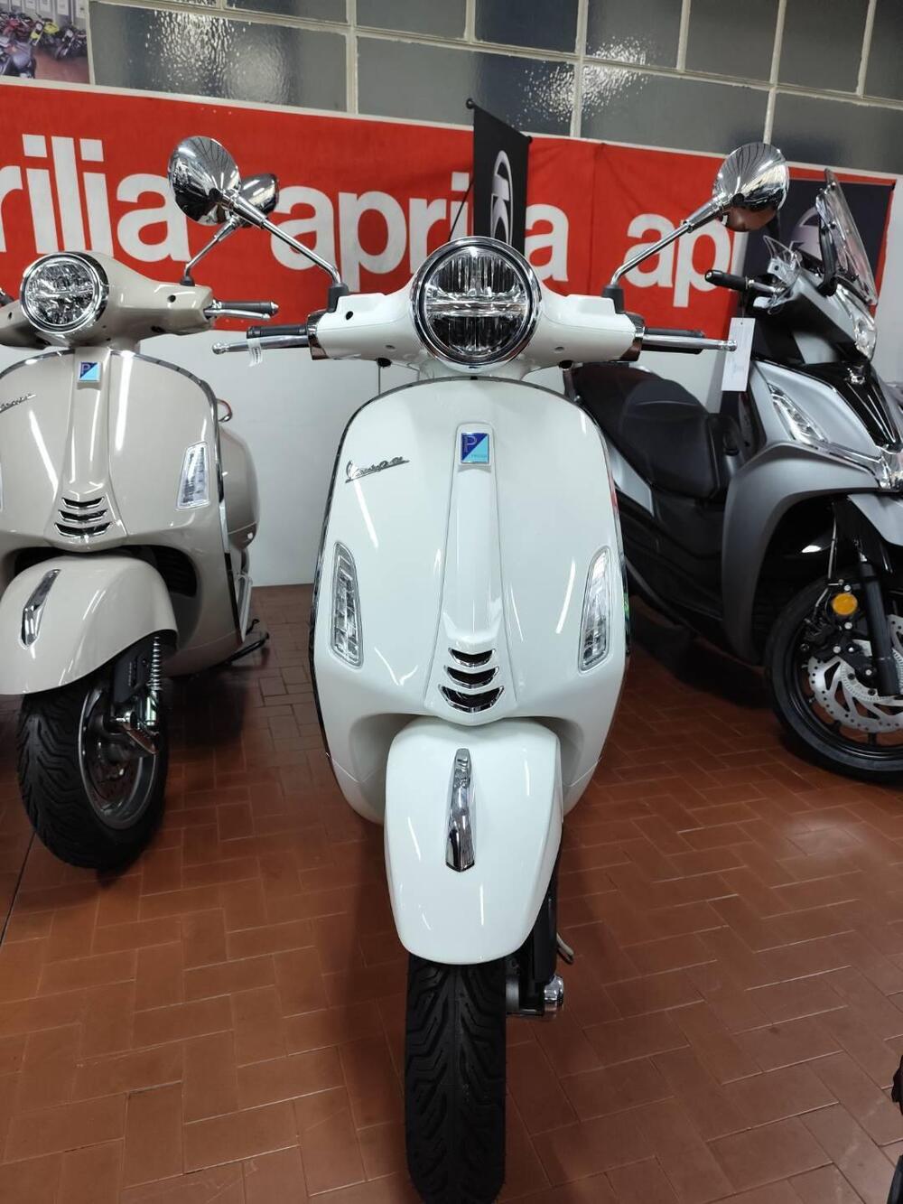 Vespa Primavera 125 (2024 - 25) (2)