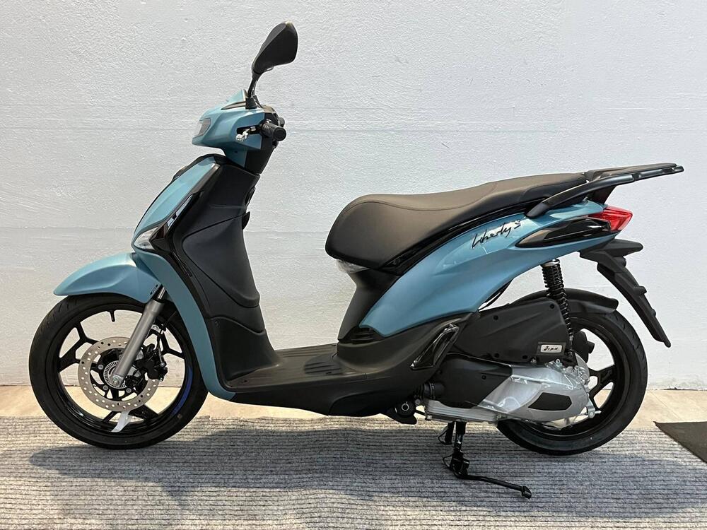 Piaggio Liberty 125 S (2025) (4)
