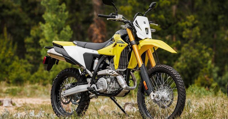 Suzuki svela il listino delle nuove DR-Z4S e DR-Z4SM: prezzo adeguato? 