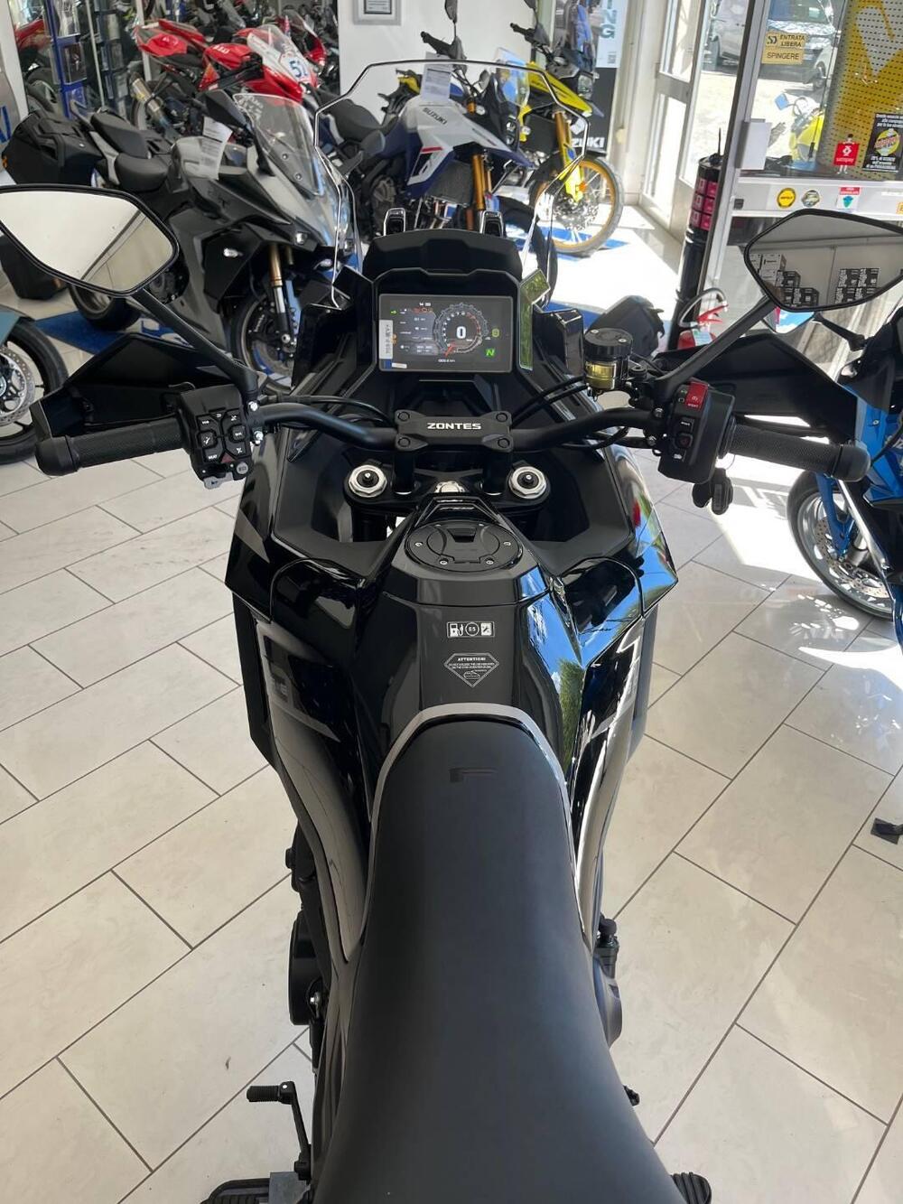 Zontes ZT703-F (2025) (4)