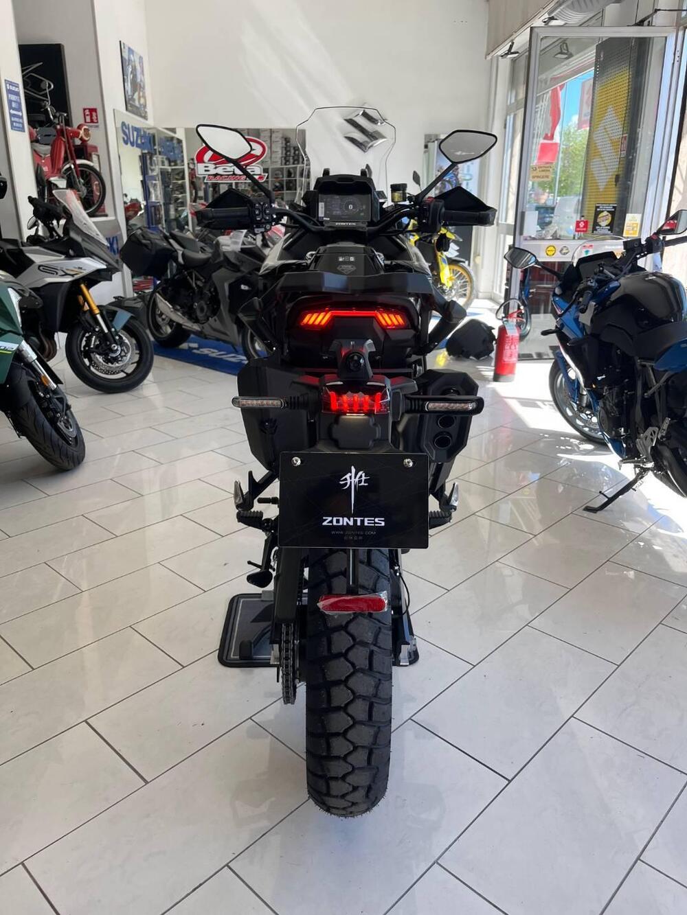 Zontes ZT703-F (2025) (7)