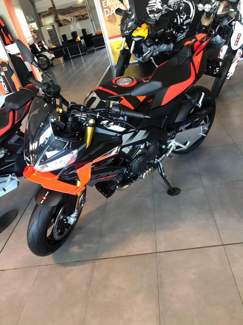 Aprilia Tuono V4 Factory (2025)