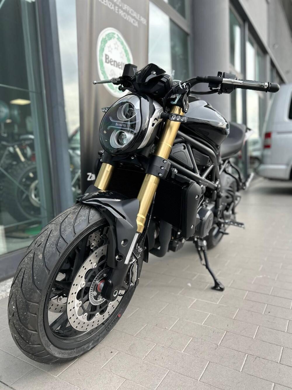 Benelli 752 S (2022 - 25) (3)