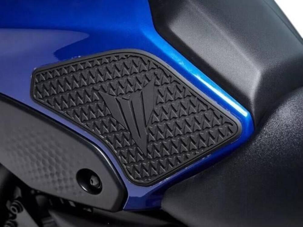 YAMAHA adesivi serbatoio anti scivolo MT-07 2021-2 (2)