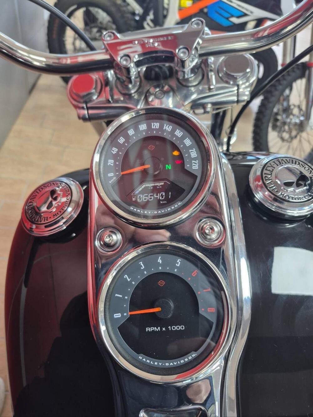 Harley-Davidson 107 Low Rider (2018 - 20) - FXLR (8)