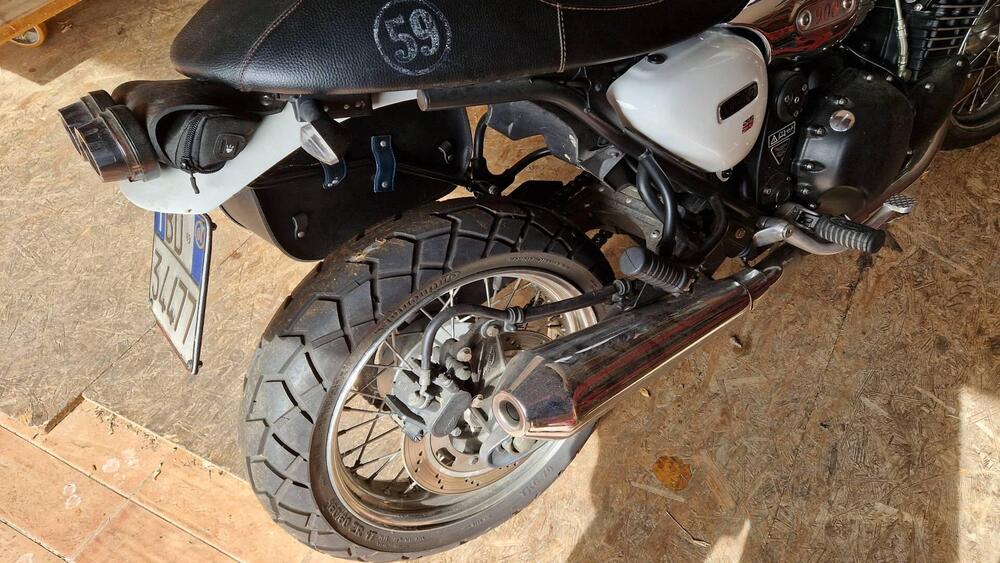 Triumph Legend TT 900 Dep. (1999 - 02) (9)