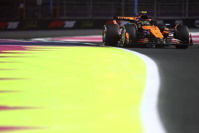F1. Norris aggressivo, Hamilton in preda ai fantasmi del passato, Leclerc alla ricerca dei tasselli  tasselli del puzzle: ecco cosa abbiamo imparato dalle libere di Jeddah