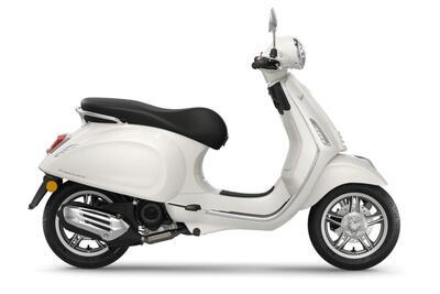 Vespa Primavera 150 (2024 - 25) usata