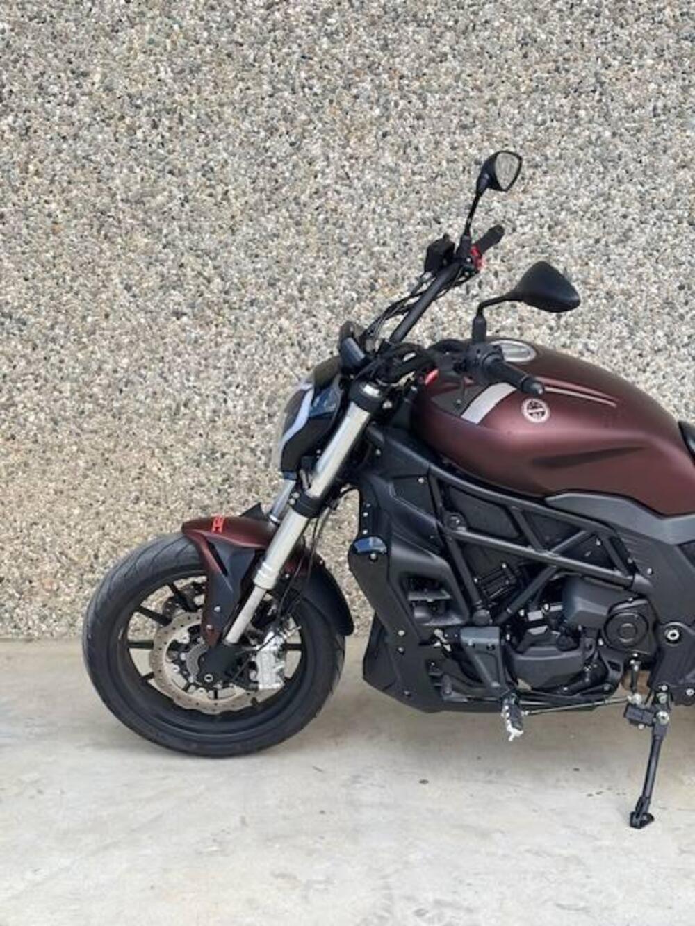 Benelli 502 C (2021 - 25) (4)