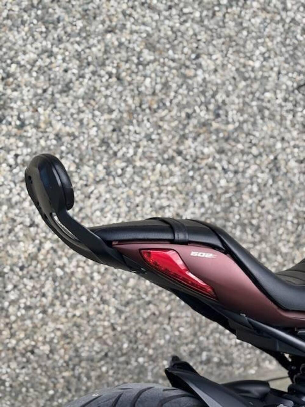 Benelli 502 C (2021 - 25) (13)