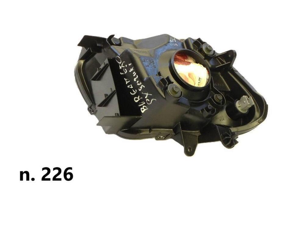 Faro anteriore sx per Suzuki Burgman AN 650 (n. 22 (4)