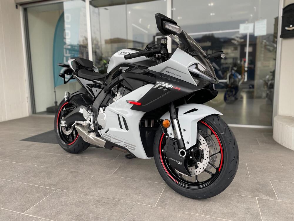 CFMOTO 675SR-R (2025) (4)