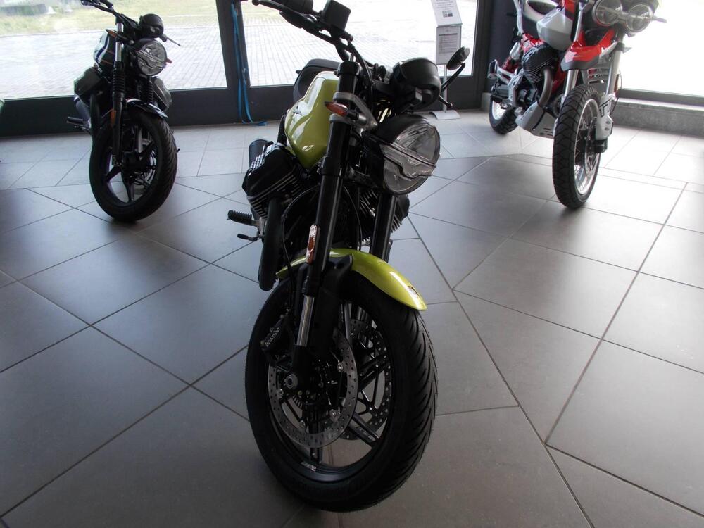 Moto Guzzi V7 Sport (2025) (5)