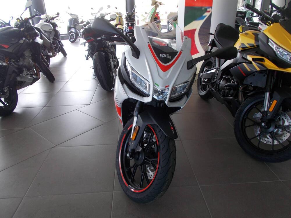 Aprilia RS 125 (2025) (2)