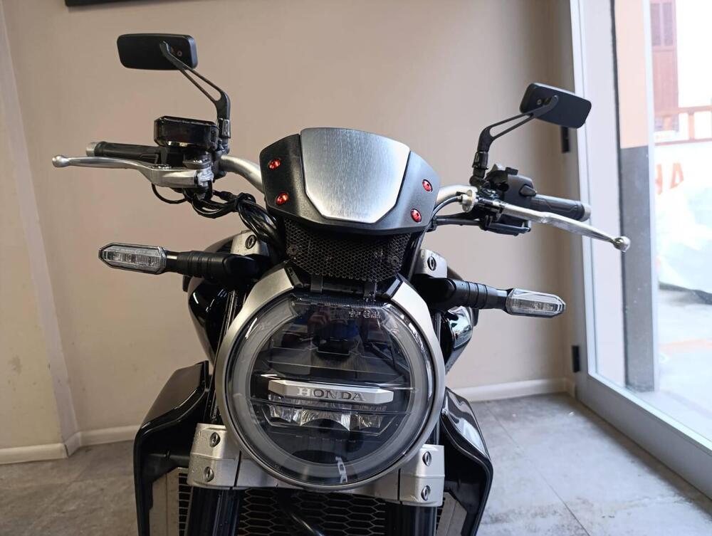 Honda CB 1000 R + Neo Sport Cafè (2019 - 20) (7)