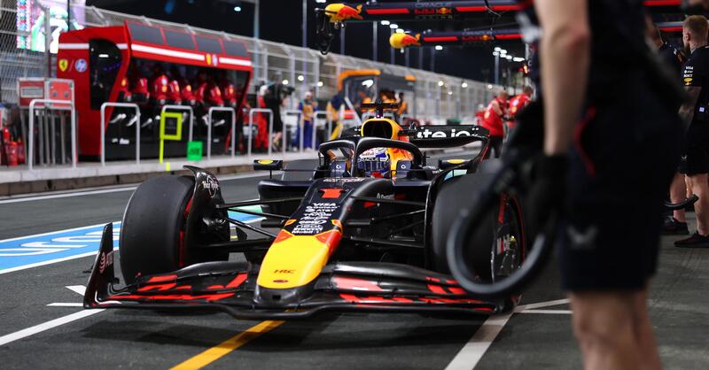 F1. Qualifiche GP Arabia Saudita: super pole per Verstappen che argina Piastri. Norris nel muro nel Q3