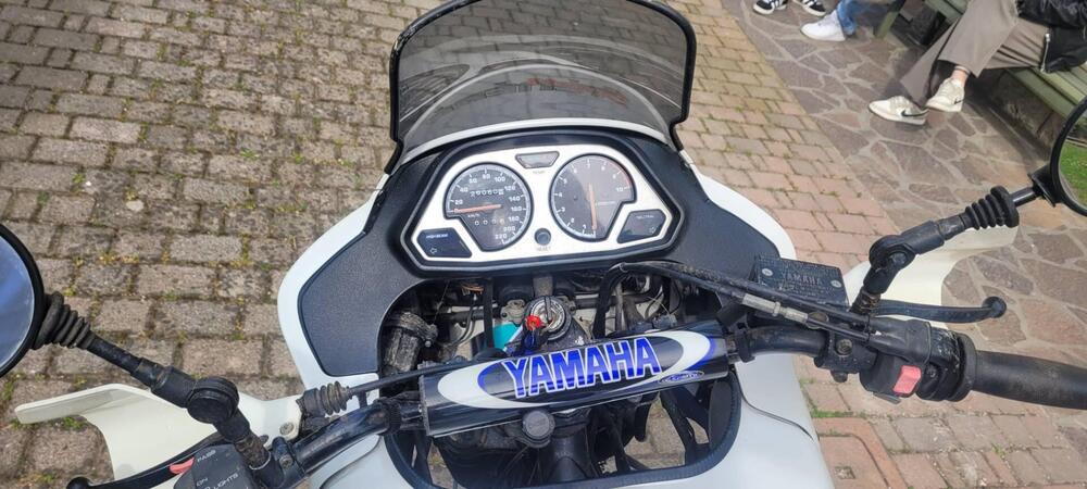 Yamaha Xtz750 Super Tenere (4)