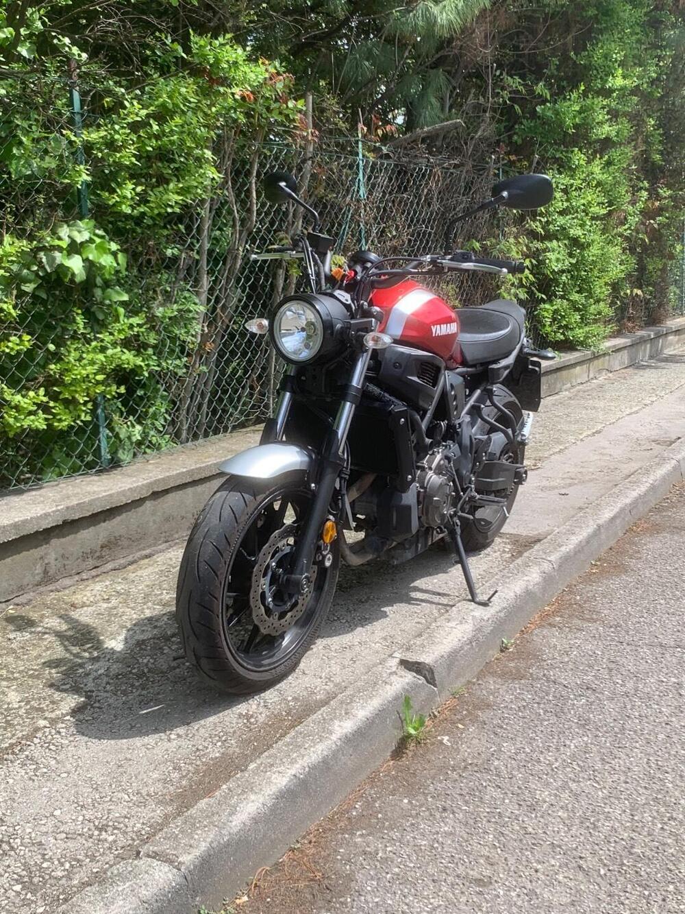 Yamaha XSR 700 ABS (2016 - 20) (2)