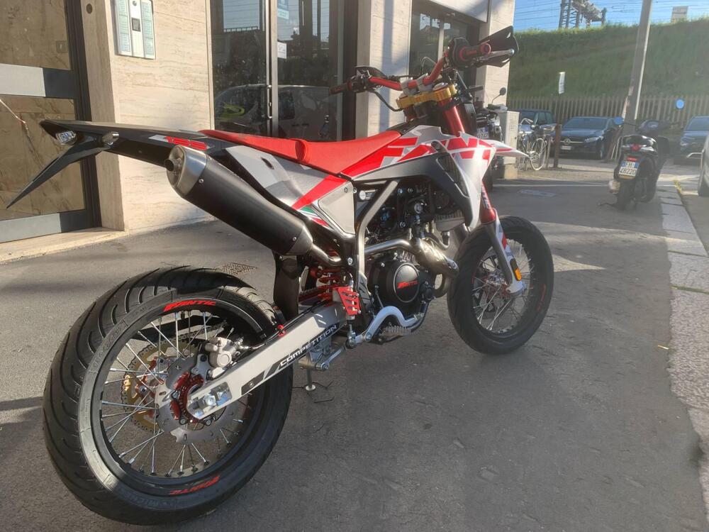 Fantic Motor XMF 125 Competition (2025) (4)