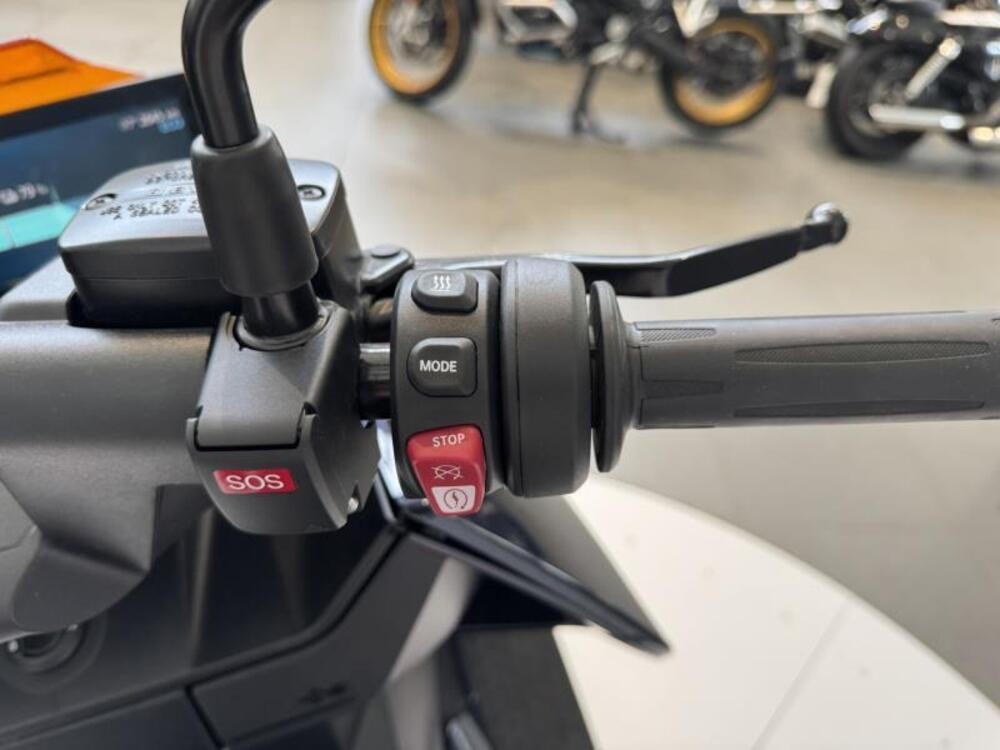 Bmw CE 04 (2021 - 25) (13)