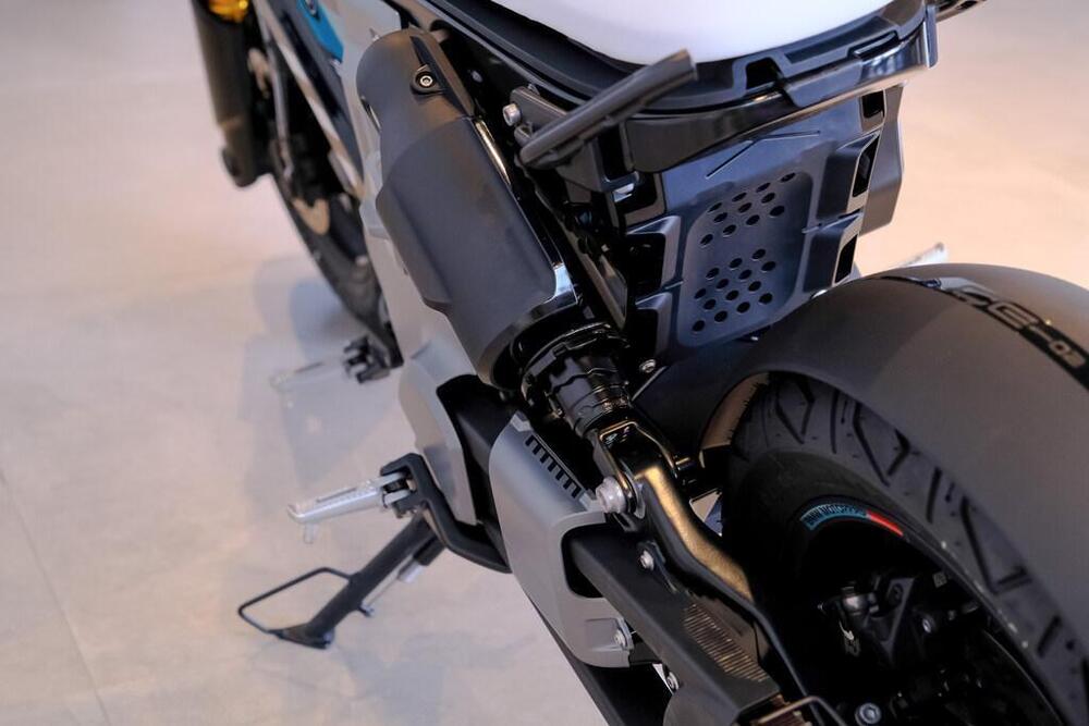 Bmw CE 02 AM (2024 - 26) (12)