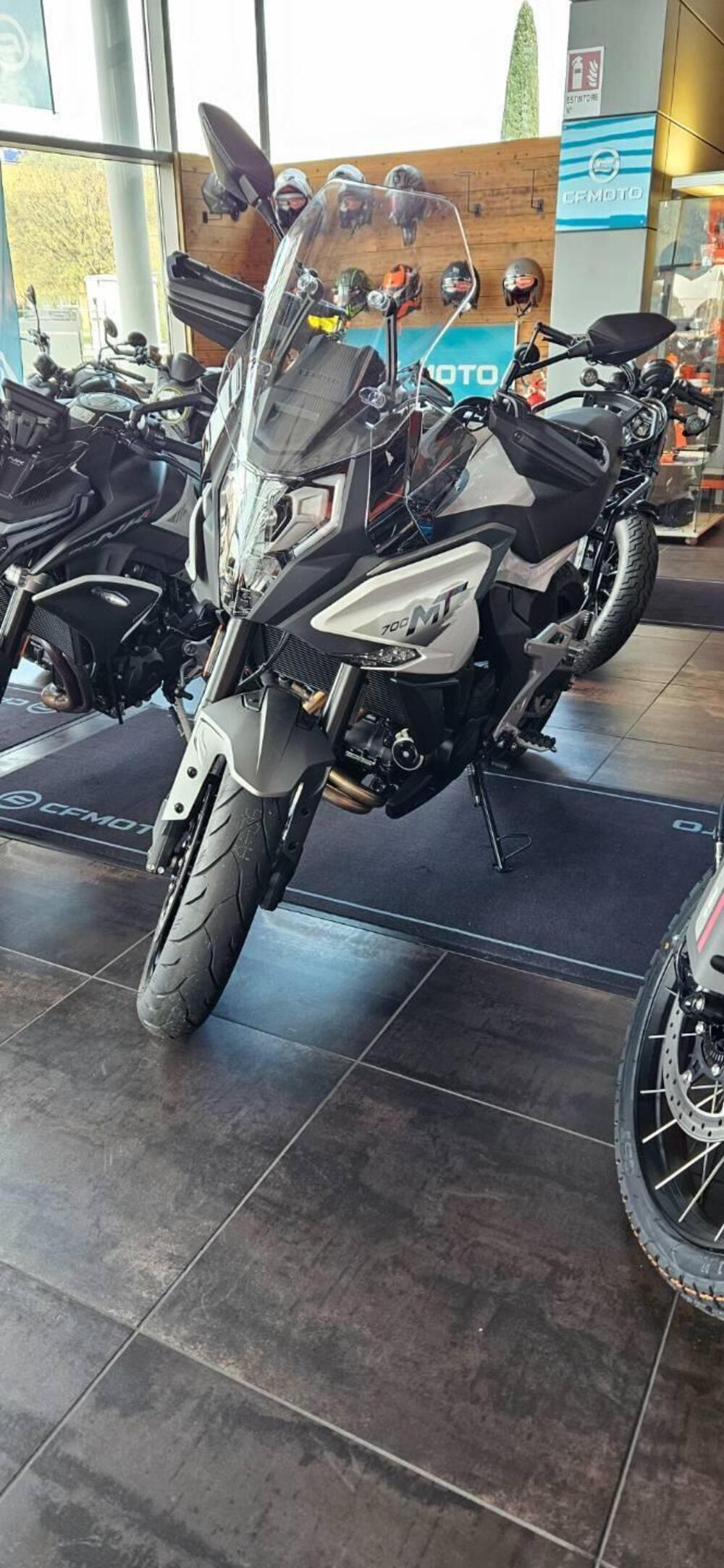 CFMOTO 700MT (2024 - 25) (3)
