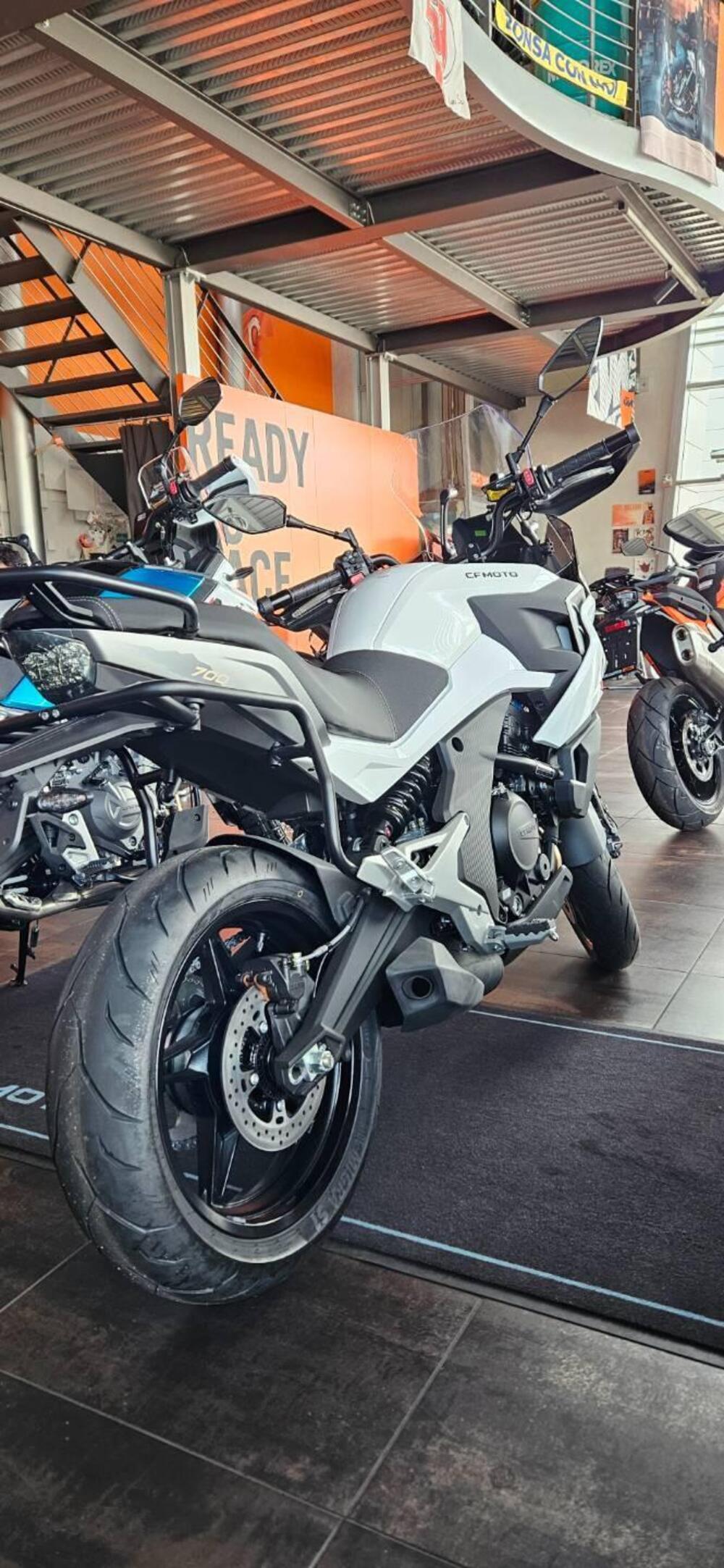 CFMOTO 700MT (2024 - 25) (4)