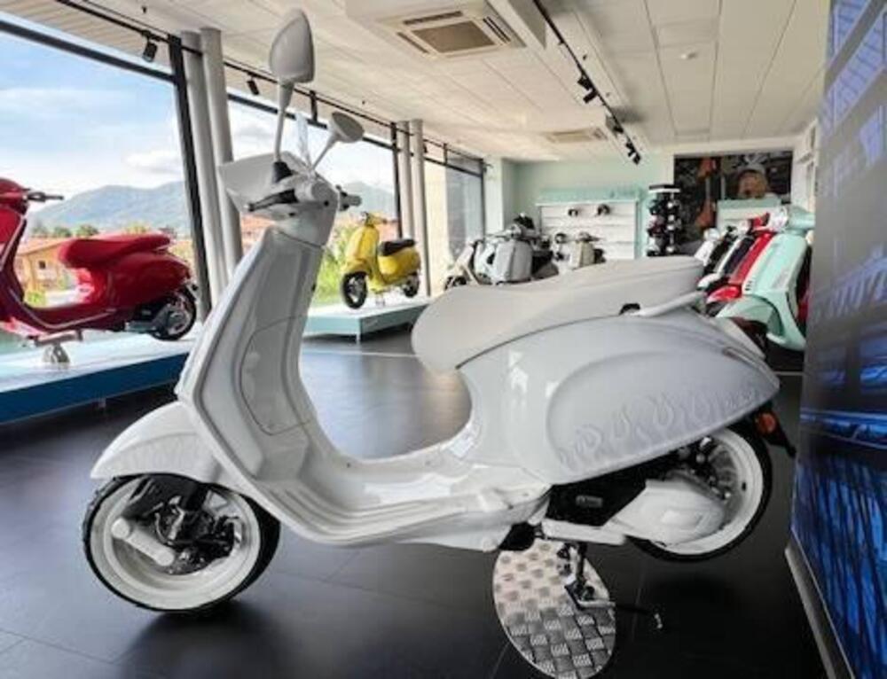 Vespa Sprint 125 Justin Bieber (2022 - 24) (2)