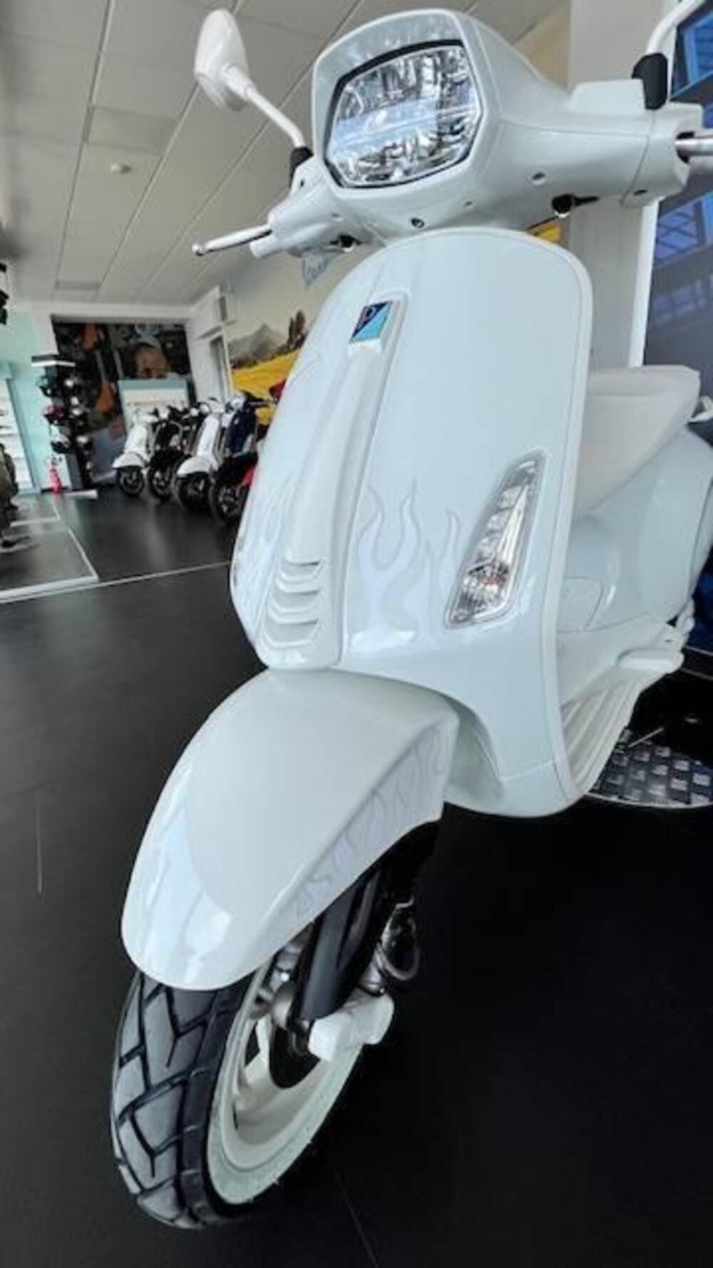 Vespa Sprint 125 Justin Bieber (2022 - 24) (6)