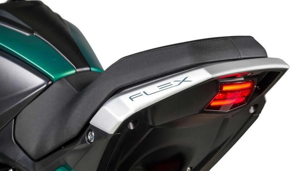 FB Mondial Flex 300 (2024 - 25) (5)