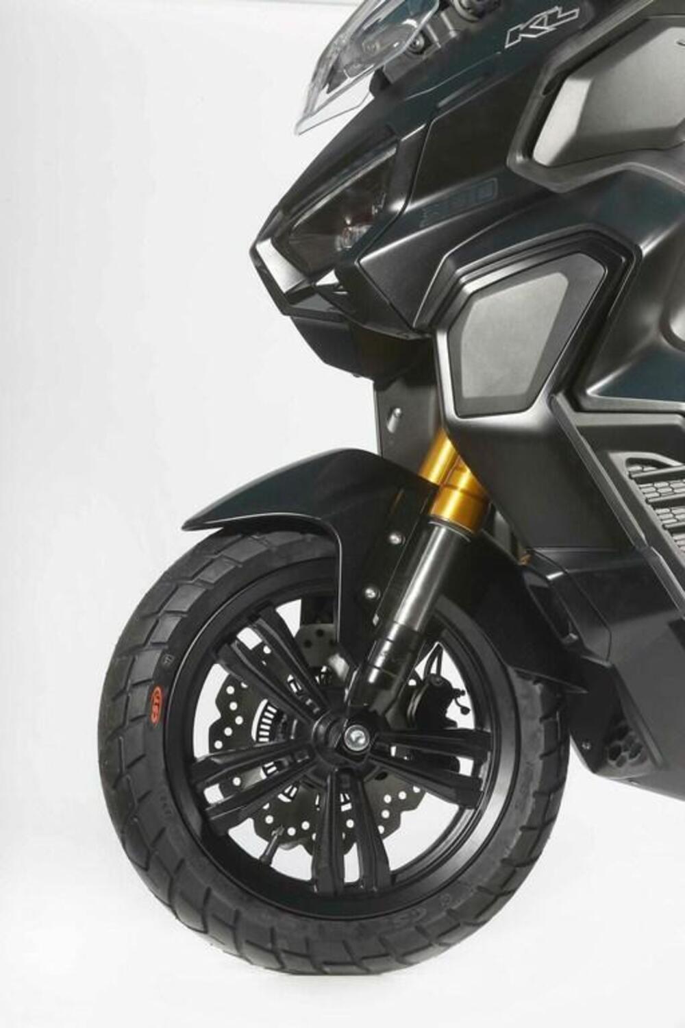 Kl Brera X 300 (2022 - 24) (4)