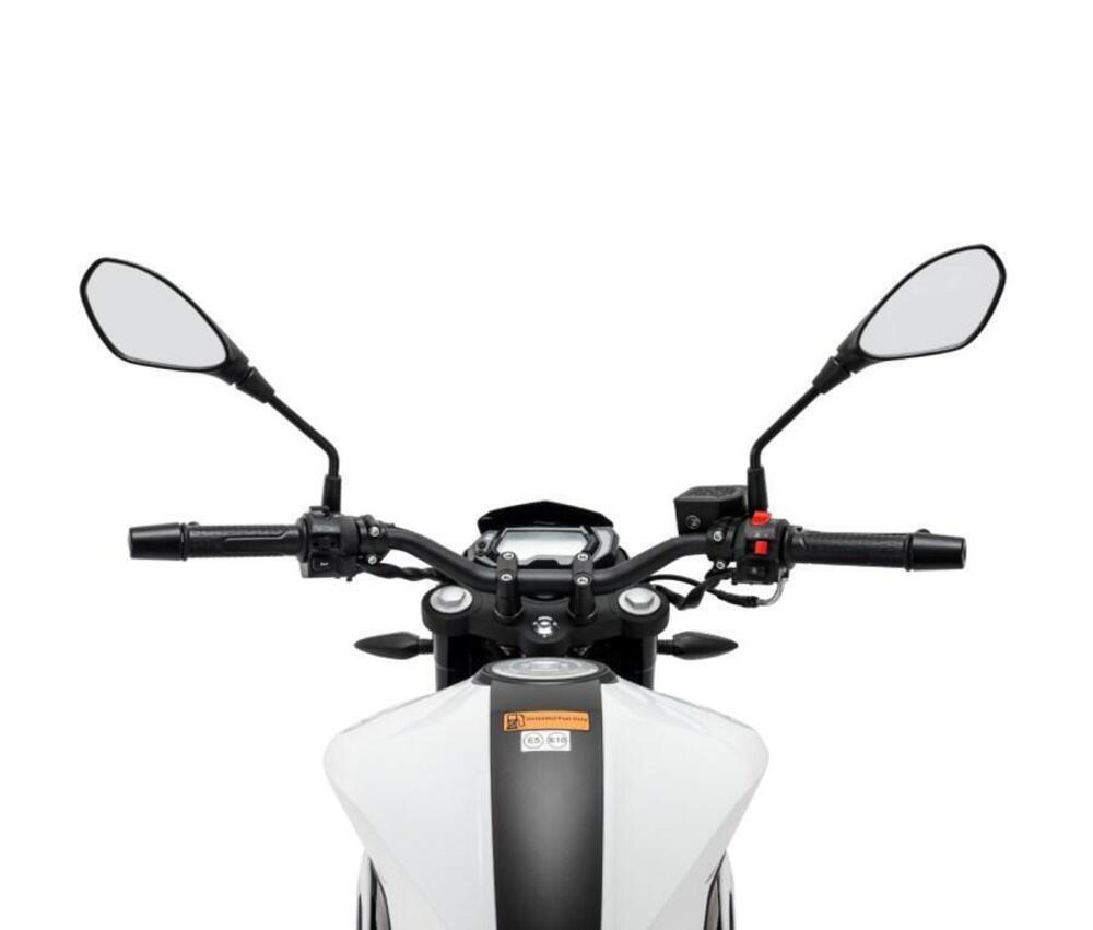 Benelli BN 125 (2021 - 25) (6)