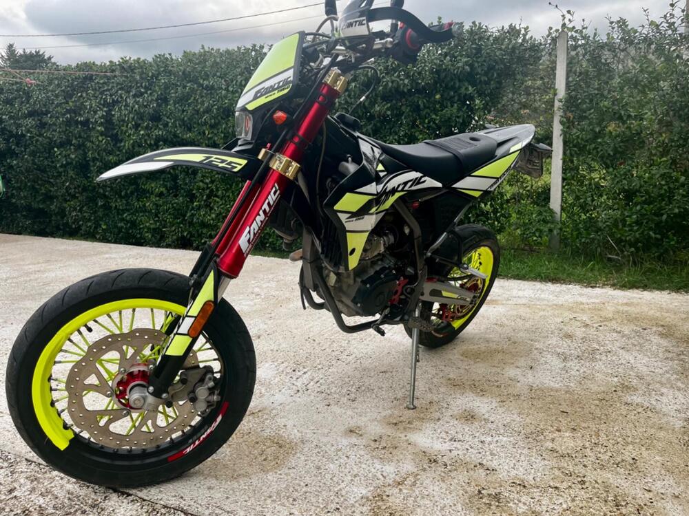 Fantic Motor Motard 125 Casa 4t (2019) (3)