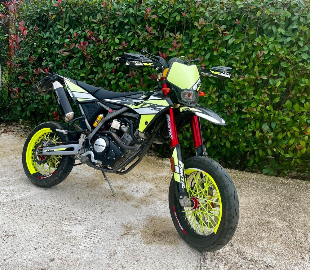 Fantic Motor Motard 125 Casa 4t (2019) (8)