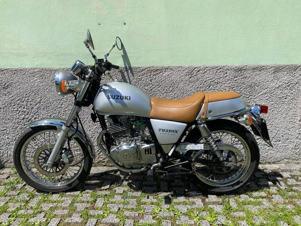 Suzuki TU 250 X (1997 - 03)
