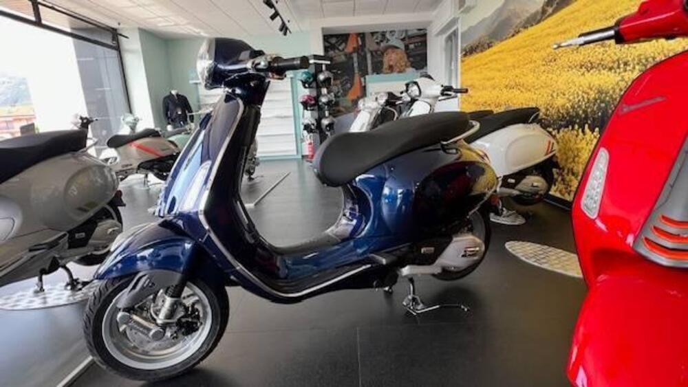 Vespa Primavera 150 (2024 - 25) (2)